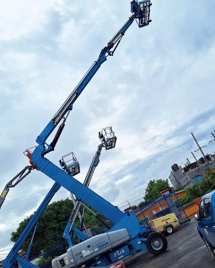 Bucket Trucks